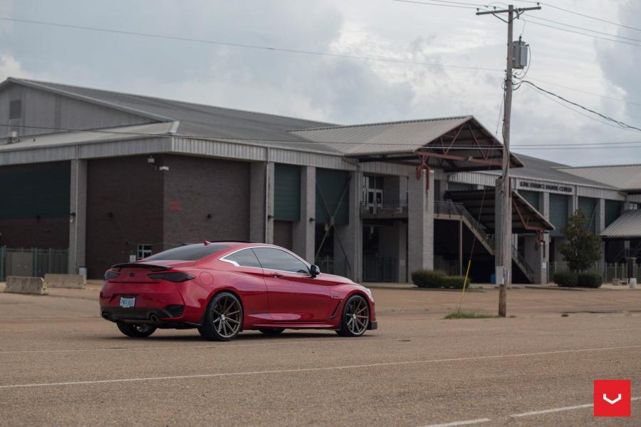  Infiniti Q60 2.0t on Vossen Wheels (VFS10) 2017 года  (фото 34 из 42)